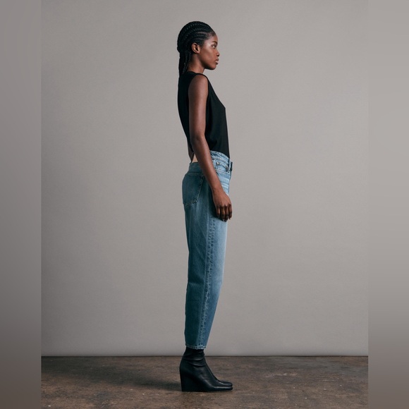 Rag & Bone Alissa Straight - Gypsum High-Rise Rigid Jean - Picture 3 of 12